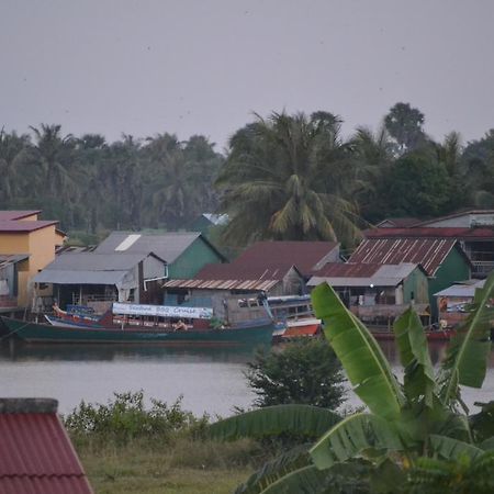 Kampot Manor Hotel Bagian luar foto